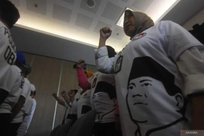
 Kantor Berita Antara : Deklarasi pasukan siber pemenangan Prabowo Subianto