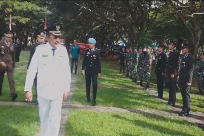 
 “Terkuak! Calon Bupati Bombana, Ir. H. Burhanuddin, M.Si., Siap Hentikan Ketidakadilan dan Bangun Bombana yang Lebih Sejahtera!”