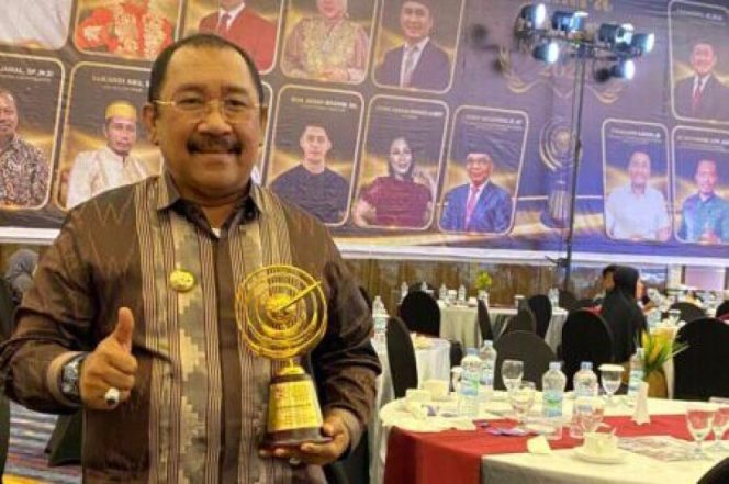 
 Ir. H. Burhanuddin, M.Si Akan Mengakselerasi Pertumbuhan Ekonomi Masyarakat Bombana dengan Tagline “BUR Bombana Untuk Rakyat”