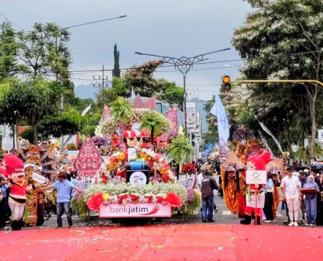 
 Carnaval bunga di Kota Batu 2025