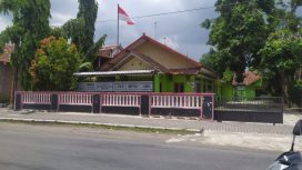 Kantor Kepala Desa Kedungan, Kecamatan Pedan, Klaten yang berada di tepi jalan raya Ceper - Pedan. Dok.Pribadi