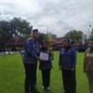 Bupati Klaten serahkan hadiah kepada para pemenang lomba selama rangkaian HKN ke;-61 (Dok.Pribadi)